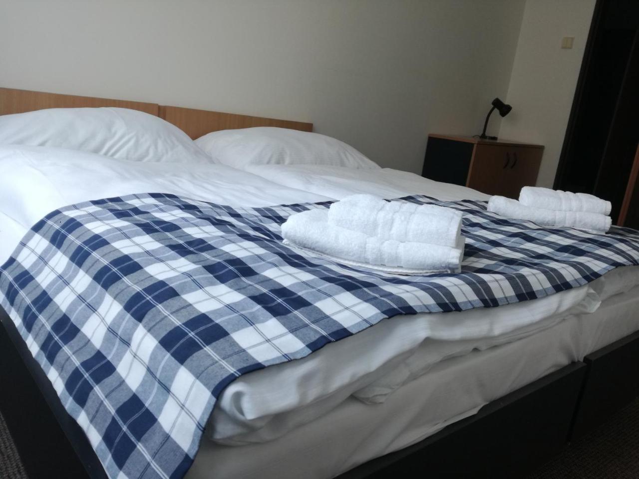 Hotel Hlaska Zlenice Dış mekan fotoğraf